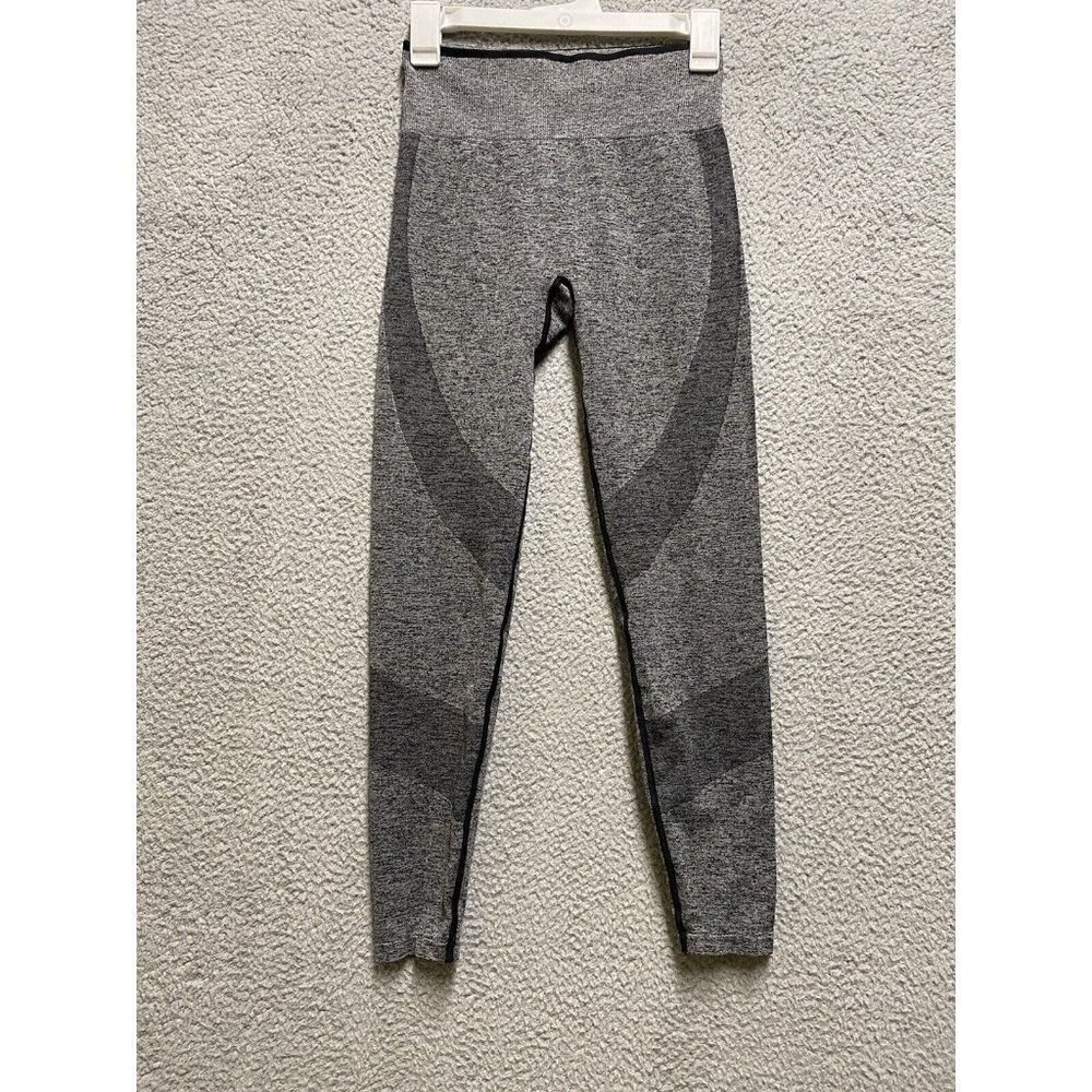 Victorias Secret Pink Seamless Gray Size S/P Athleisure Active Leggings